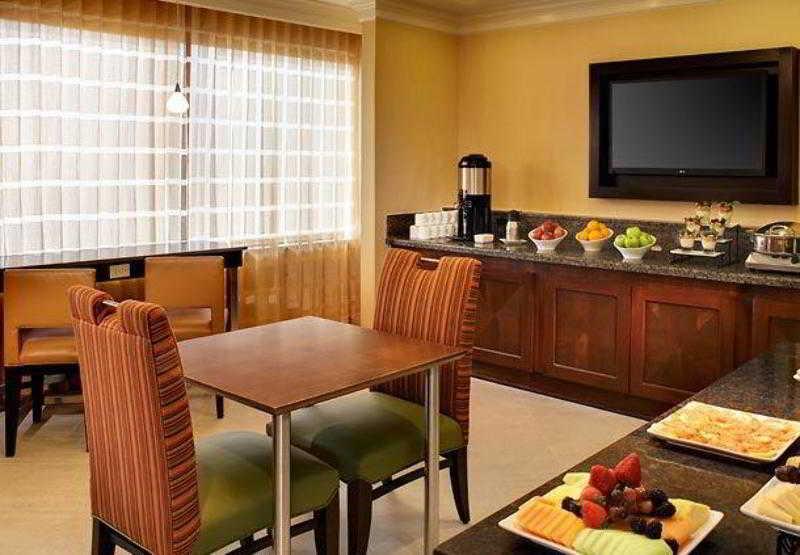 แมริออท โคลัมเบีย Hotel ภายนอก รูปภาพ